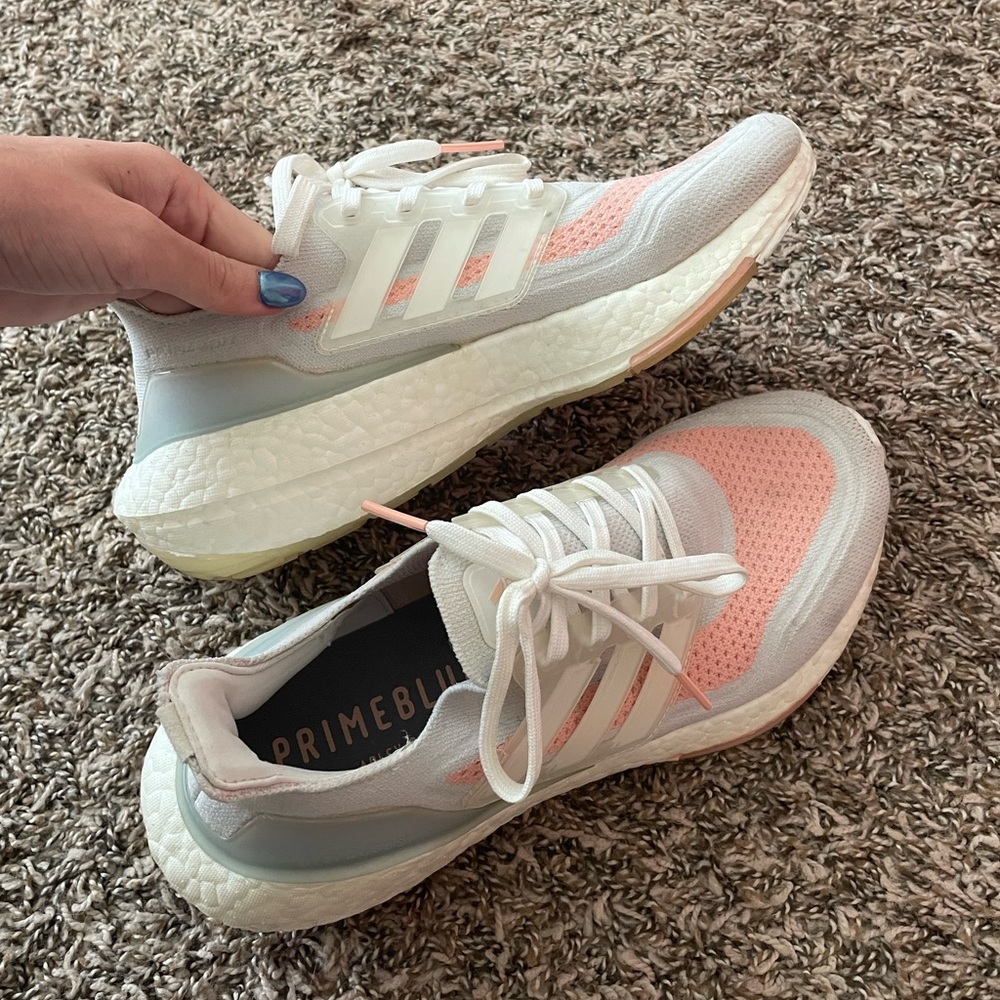 adidas ultraboost 22
